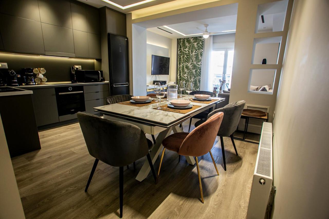 The Lux2 A Gorgeous Apartment Thessalonique Extérieur photo